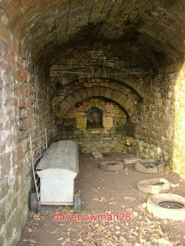 Photo lime kiln interior - photo,