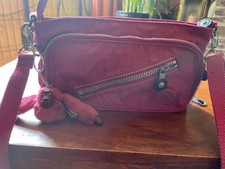 Kipling Raspberry pink