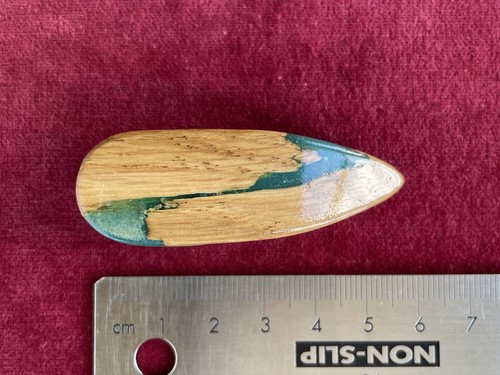 Wood and resin - wood,