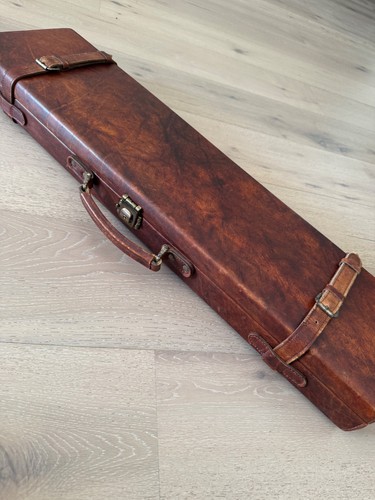 Beautiful leather shotgun case