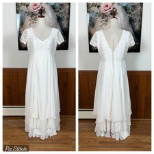 Elegant Vintage 90s Venus by