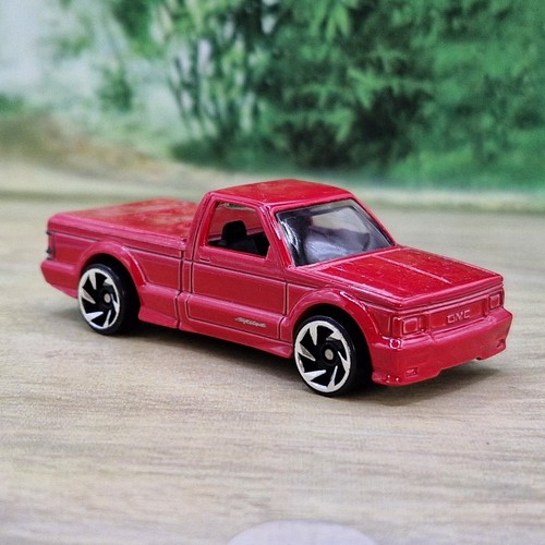 Hot wheels gmc syclone - hot,