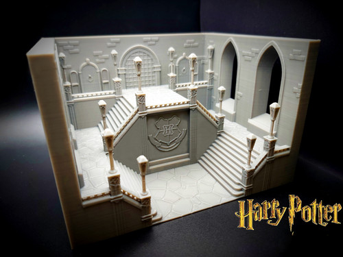Hogwarts staircase diorama - hogwarts,
