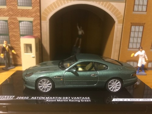 Aston martin db7 vantage - martin, by