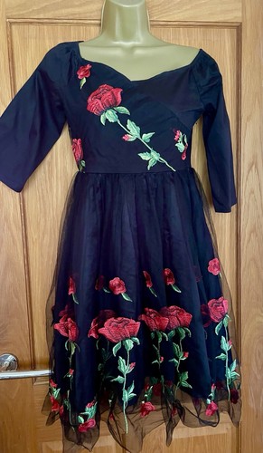 Victorian goth black red rose - goth,