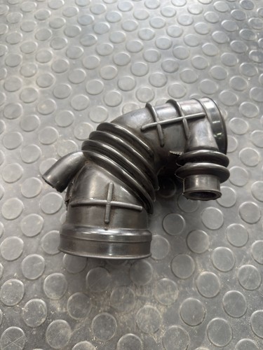 Intake boot air flow - boot,