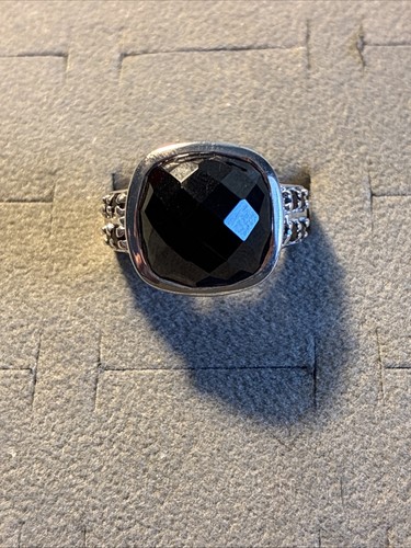 Black spinel and red - black,