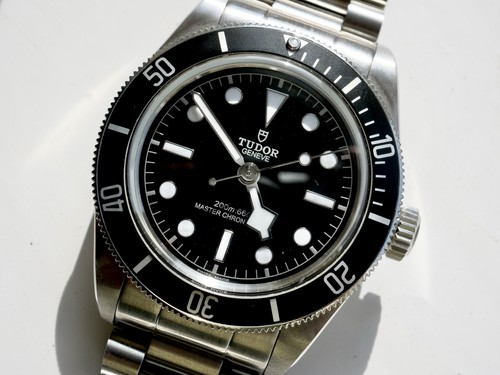 Tudor black bay monochrome - tudor,