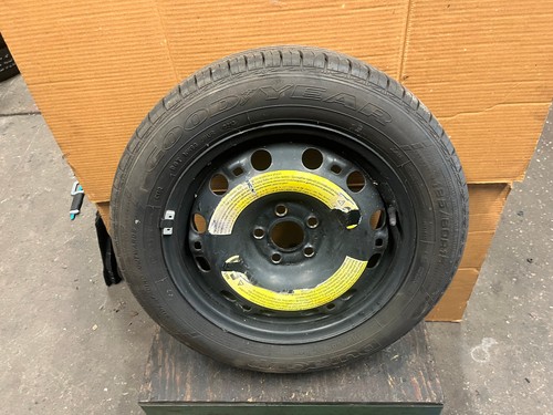 Volkswagen polo 15 - volkswagen, 15"