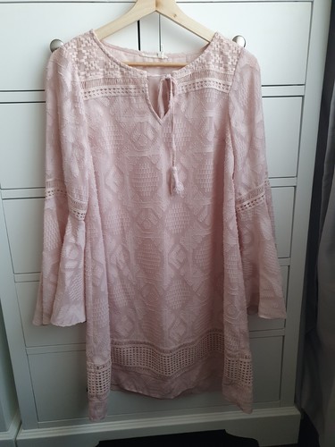 Anthropologie bell sleeve - anthropologie,