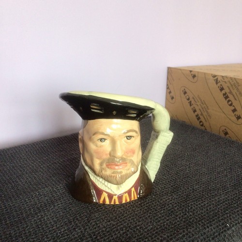 Royal doulton henry v111 - v111, d