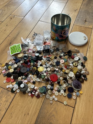Tin full buttons - full, of
