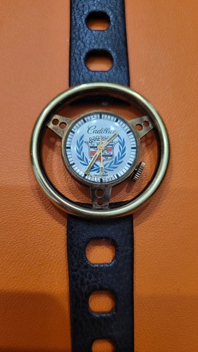 Vintage cadillac watch old - watch,
