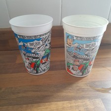 2 x Pizza Hut 1993 Drinking