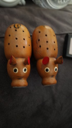 Vintage wooden teak porcupine - vintage,