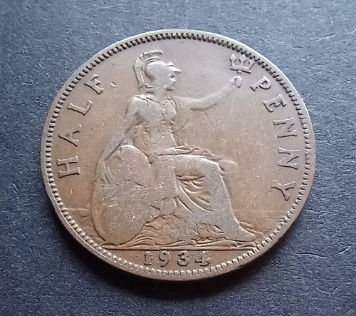 1934 half penny king - half,