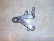 HONDA CBR 900 FIREBLADE 2002 2003 RR2 RR3 954:HANGER - FRONT RIGHT:USED PARTS
