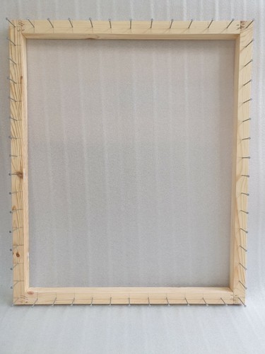Frame loom make pom - pom,