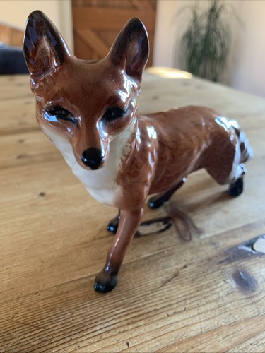 Beswick fox with black tail - beswick,