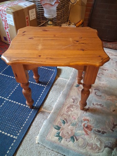 Small vintage pine - small,