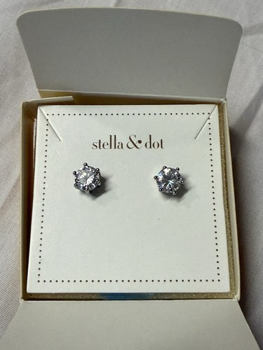 Stella dot sparkle - dot, studs