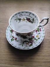 ROYAL ALBERT CHRISTMAS ROSE