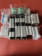 JOB LOT  off 15 pneumatic cylinders