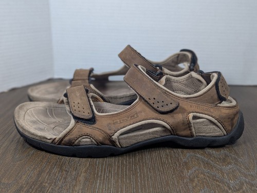 Teva fossil canyon hiking - teva,