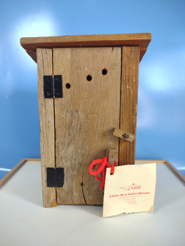 Vtg outhouse barn - vtg, model