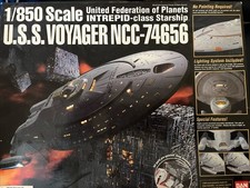 BANDAI STAR TREK U.S.S