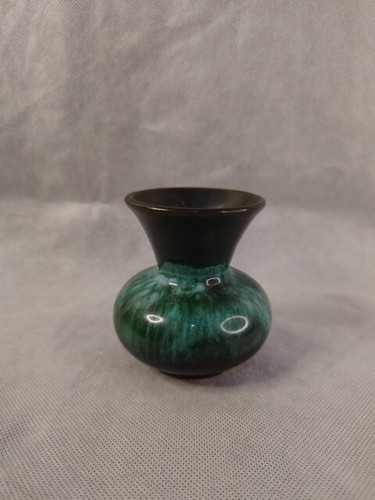 Vintage blue mountain pottery - blue,