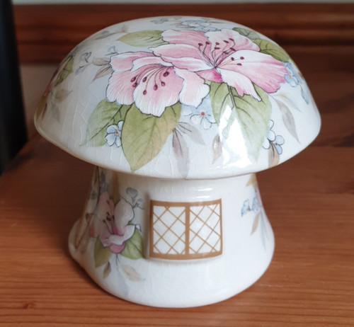 Vintage floral ceramic - vintage,