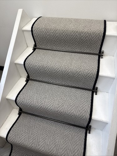 Loop pile herringbone carpet - loop,