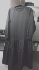 ladies thick black dress with long sleeves ,gypsy style,size xl,ideal for winter