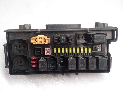 04692073ab fuse relay box jeep - fuse,