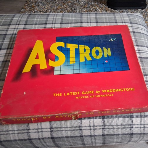 Astron board game waddingtons - astron,