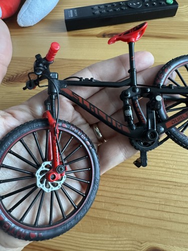 Mini model alloy bicycle - 1:10,