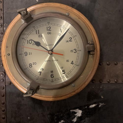 Vintage brass wood - &, quartz
