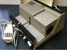 Excellent condition Vintage Da Lite Screen And Sawyer's 500R Projector