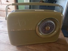 Vintage Bush Radio. TR82/97