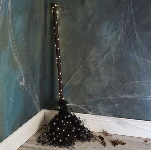 Inlit wookey witch broom - broom, light