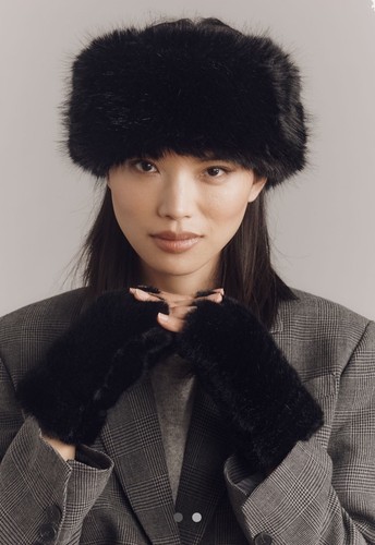 Nwt anthropologie faux fur - anthropologie,