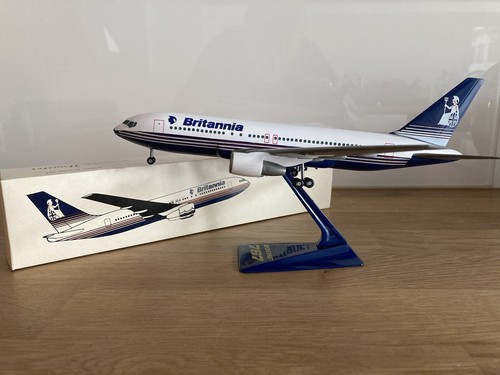 Britannia airways b767 snap - britannia,