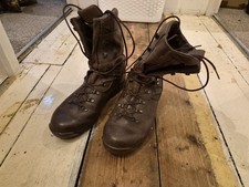 Altberg Sneeker Size 10