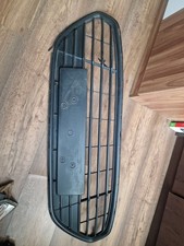Ford Mondeo Grille Mk4