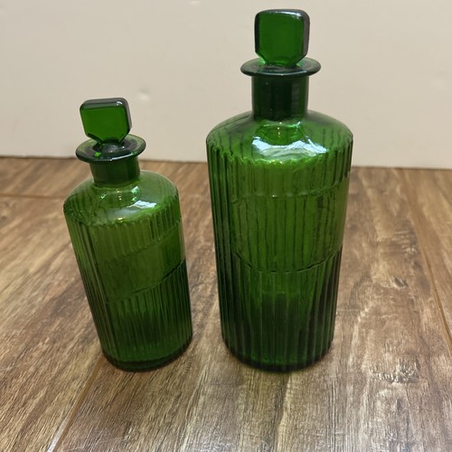 Green ribbed glass poison - glass,