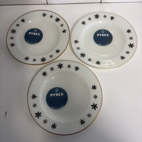 New old stock vintage pyrex - new,