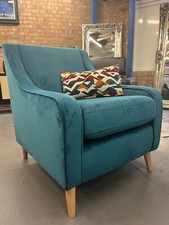 DFS MODERN CONTEMPORARY STYLE ACCENT CHAIR IN SKY