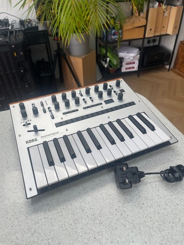 Korg monologue analogue key - monologue, 25-key