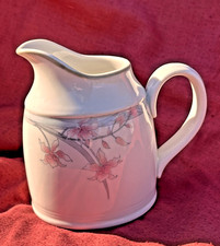 ROYAL DOULTON LAMBETHWARE